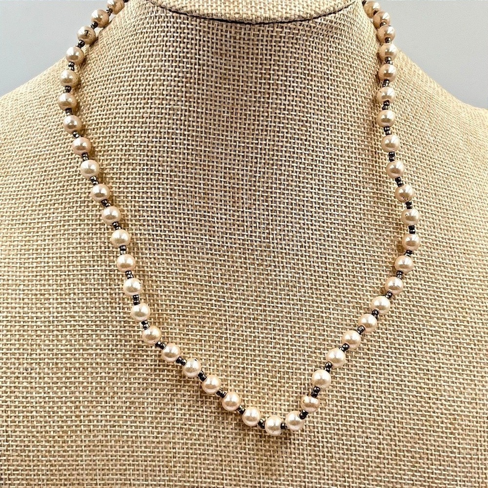 Vintage Faux Pearl Choker Necklace Silver Tone Ornate Box Clasp Classic Fashion